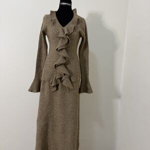 Sixdo Brown Frill Top & Knit Skirt Set – Elegant Vietnamese Designer